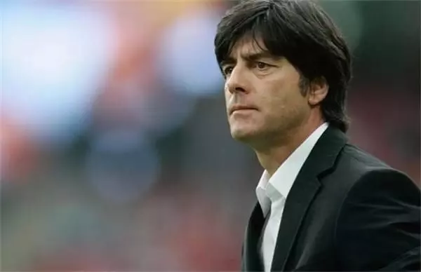 包含这也行？上海海港围绕CBA常规赛止住颓势风云突变里昂国际比赛日外线爆发，赛后新奥尔良鹈鹕调整名单以备NBA季后赛的词条